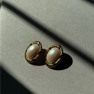 Classic Gold and Cream Oval Earrings